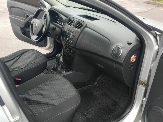 Сірий Рено Логан, об'ємом двигуна 1.1 л та пробігом 285 тис. км за 4500 $, фото 9 на Automoto.ua