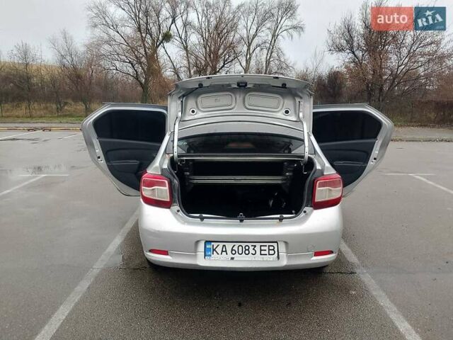 Серый Рено Логан, объемом двигателя 1.15 л и пробегом 285 тыс. км за 4800 $, фото 10 на Automoto.ua