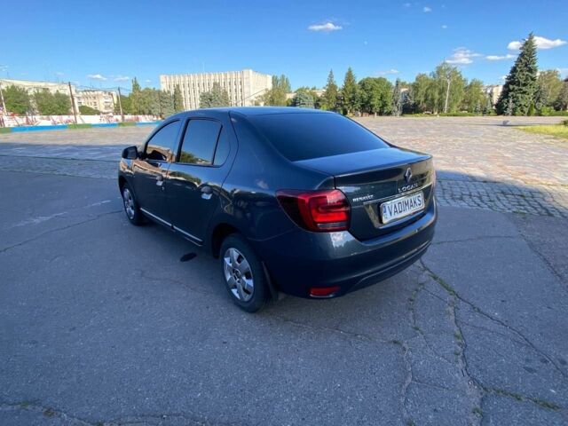 Серый Рено Логан, объемом двигателя 1 л и пробегом 50 тыс. км за 7300 $, фото 1 на Automoto.ua