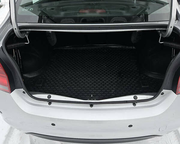 Сірий Рено Логан, об'ємом двигуна 1.46 л та пробігом 360 тис. км за 6500 $, фото 5 на Automoto.ua