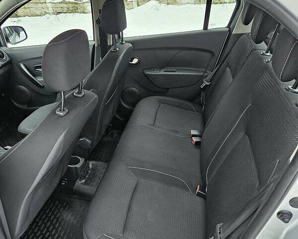 Сірий Рено Логан, об'ємом двигуна 1.46 л та пробігом 360 тис. км за 6500 $, фото 8 на Automoto.ua