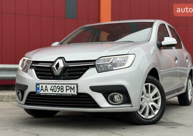 Сірий Рено Логан, об'ємом двигуна 1.46 л та пробігом 149 тис. км за 7600 $, фото 1 на Automoto.ua