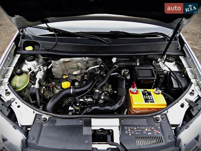 Серый Рено Логан, объемом двигателя 0.9 л и пробегом 148 тыс. км за 6000 $, фото 20 на Automoto.ua