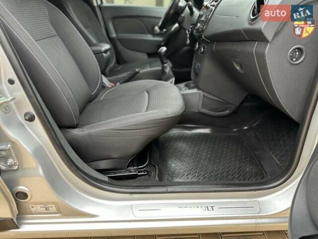 Сірий Рено Логан, об'ємом двигуна 1.46 л та пробігом 230 тис. км за 7700 $, фото 58 на Automoto.ua