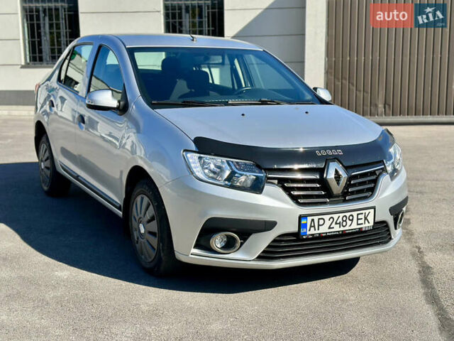 Серый Рено Логан, объемом двигателя 1.46 л и пробегом 175 тыс. км за 6350 $, фото 3 на Automoto.ua