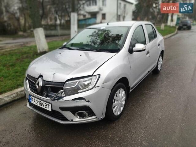 Серый Рено Логан, объемом двигателя 1.46 л и пробегом 400 тыс. км за 4300 $, фото 3 на Automoto.ua