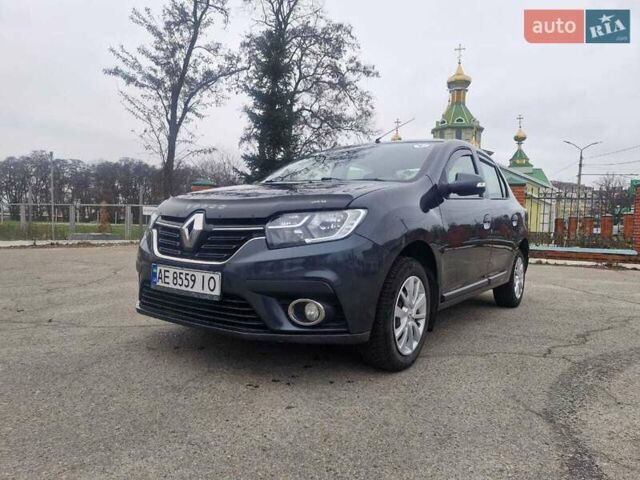 Серый Рено Логан, объемом двигателя 1.46 л и пробегом 150 тыс. км за 7700 $, фото 26 на Automoto.ua