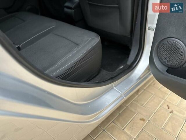 Сірий Рено Логан, об'ємом двигуна 1.46 л та пробігом 230 тис. км за 7700 $, фото 62 на Automoto.ua