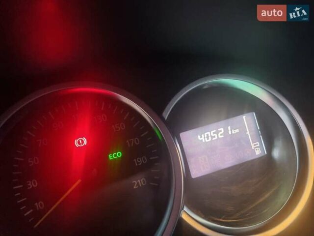 Серый Рено Логан, объемом двигателя 1.46 л и пробегом 40 тыс. км за 14500 $, фото 3 на Automoto.ua