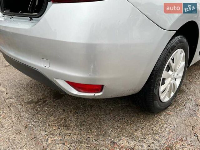 Сірий Рено Логан, об'ємом двигуна 1.46 л та пробігом 165 тис. км за 7000 $, фото 6 на Automoto.ua