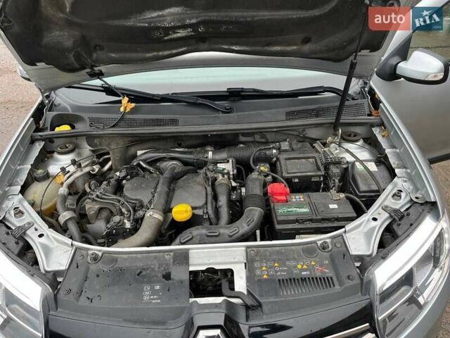 Сірий Рено Логан, об'ємом двигуна 1.46 л та пробігом 165 тис. км за 7000 $, фото 11 на Automoto.ua