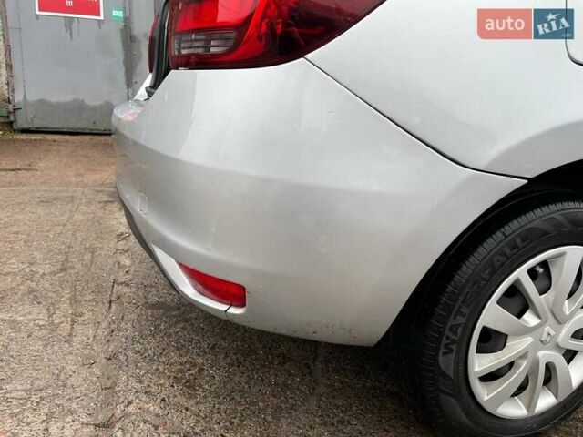 Сірий Рено Логан, об'ємом двигуна 1.46 л та пробігом 165 тис. км за 7000 $, фото 7 на Automoto.ua