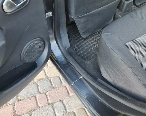 Серый Рено Логан, объемом двигателя 1.46 л и пробегом 40 тыс. км за 14500 $, фото 8 на Automoto.ua