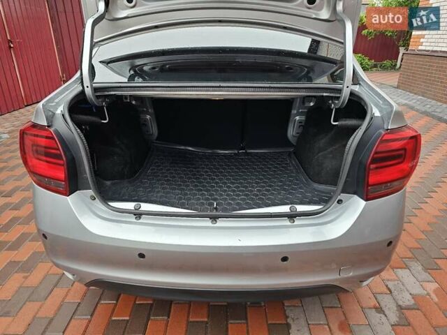 Серый Рено Логан, объемом двигателя 1.46 л и пробегом 104 тыс. км за 8299 $, фото 10 на Automoto.ua