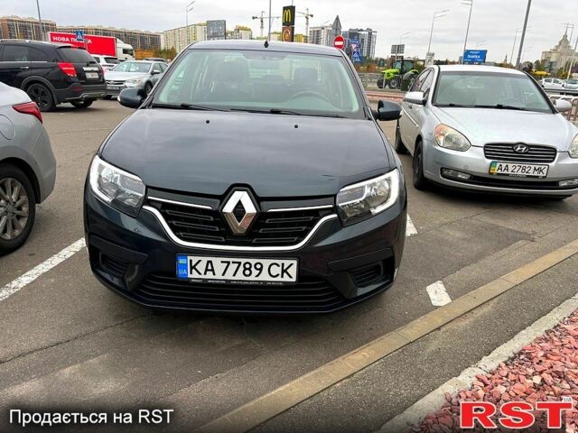 Серый Рено Логан, объемом двигателя 1.5 л и пробегом 170 тыс. км за 8900 $, фото 3 на Automoto.ua