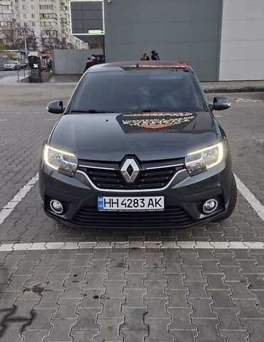 Серый Рено Логан, объемом двигателя 1.46 л и пробегом 79 тыс. км за 10000 $, фото 2 на Automoto.ua