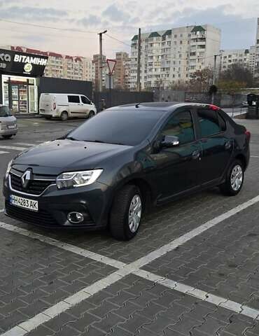 Серый Рено Логан, объемом двигателя 1.46 л и пробегом 79 тыс. км за 10000 $, фото 1 на Automoto.ua