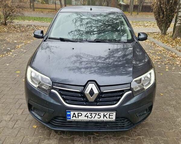 Серый Рено Логан, объемом двигателя 1.46 л и пробегом 99 тыс. км за 7900 $, фото 1 на Automoto.ua