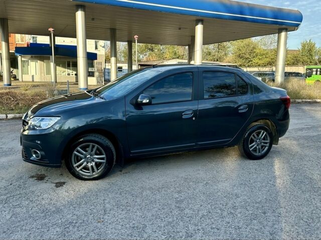 Серый Рено Логан, объемом двигателя 1.5 л и пробегом 41 тыс. км за 10500 $, фото 5 на Automoto.ua