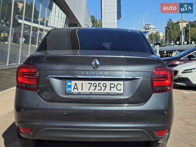 Серый Рено Логан, объемом двигателя 1.5 л и пробегом 230 тыс. км за 8900 $, фото 5 на Automoto.ua