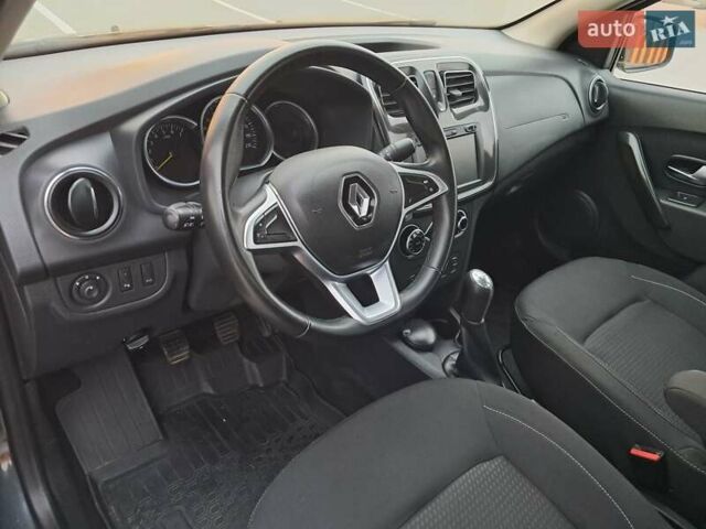 Рено Логан 2021 в Виннице на Automoto.ua Серый Рено Логан, объемом двигателя 0.9 л и пробегом 42 тыс. км за 5850 $, фото 20 на Automoto.ua