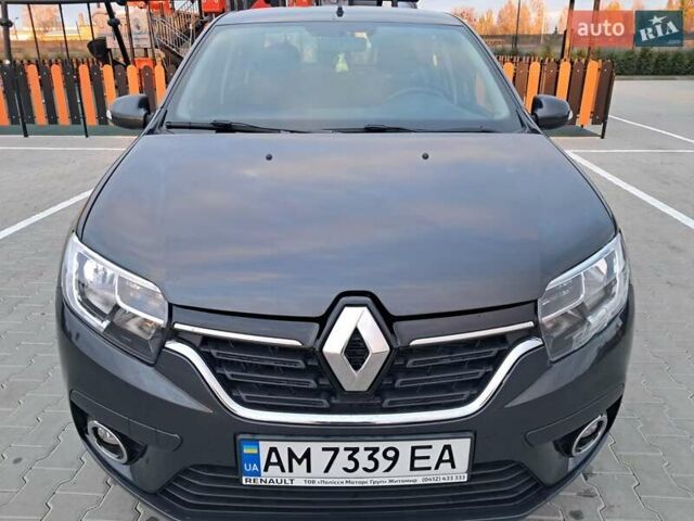 Рено Логан 2021 в Виннице на Automoto.ua Серый Рено Логан, объемом двигателя 0.9 л и пробегом 42 тыс. км за 5850 $, фото 4 на Automoto.ua
