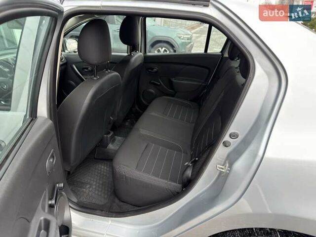 Серый Рено Логан, объемом двигателя 1 л и пробегом 52 тыс. км за 7500 $, фото 8 на Automoto.ua