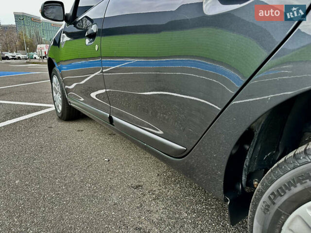 Серый Рено Логан, объемом двигателя 1.46 л и пробегом 48 тыс. км за 12399 $, фото 24 на Automoto.ua