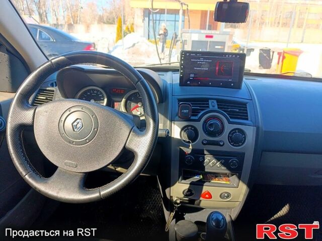 Сірий Рено Логан, об'ємом двигуна 1.6 л та пробігом 249 тис. км за 5299 $, фото 8 на Automoto.ua