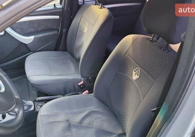 Серый Рено Логан, объемом двигателя 1.6 л и пробегом 196 тыс. км за 5078 $, фото 12 на Automoto.ua