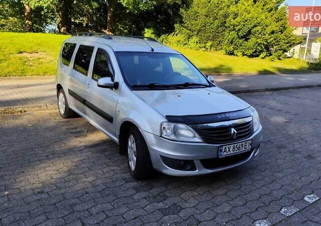 Серый Рено Логан, объемом двигателя 1.6 л и пробегом 196 тыс. км за 5078 $, фото 1 на Automoto.ua