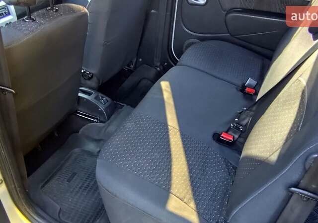 Серый Рено Логан, объемом двигателя 1.6 л и пробегом 196 тыс. км за 5078 $, фото 11 на Automoto.ua