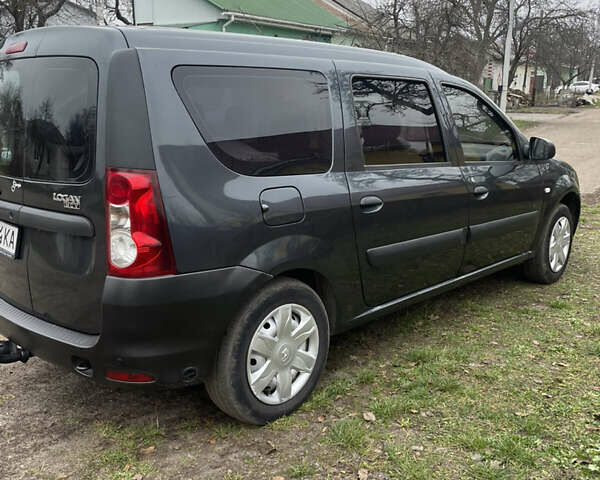 Серый Рено Логан, объемом двигателя 1.6 л и пробегом 227 тыс. км за 5100 $, фото 6 на Automoto.ua