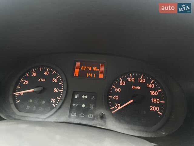 Серый Рено Логан, объемом двигателя 1.6 л и пробегом 227 тыс. км за 5100 $, фото 8 на Automoto.ua