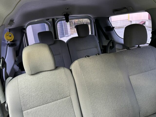 Серый Рено Логан, объемом двигателя 1.6 л и пробегом 96 тыс. км за 5900 $, фото 8 на Automoto.ua