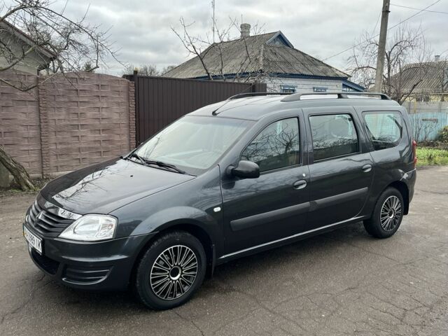 Серый Рено Логан, объемом двигателя 1.6 л и пробегом 93 тыс. км за 6200 $, фото 6 на Automoto.ua