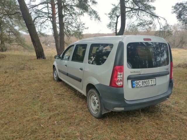 Сірий Рено Логан, об'ємом двигуна 1.6 л та пробігом 107 тис. км за 5600 $, фото 6 на Automoto.ua