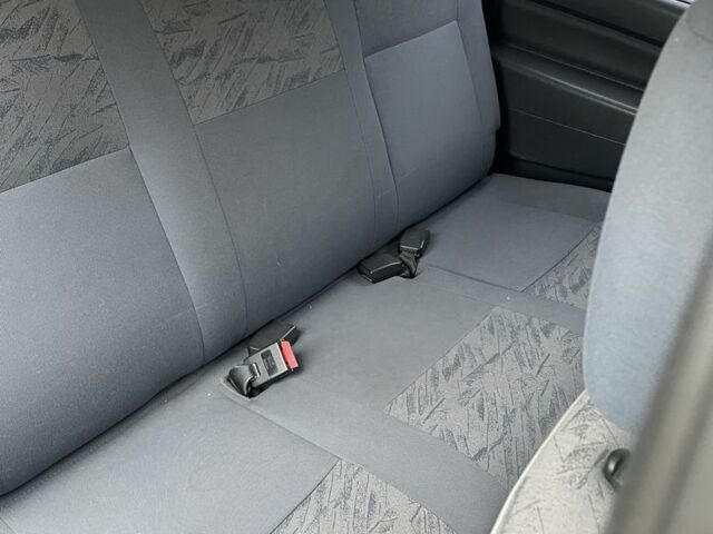 Серый Рено Логан, объемом двигателя 1.6 л и пробегом 227 тыс. км за 5100 $, фото 13 на Automoto.ua