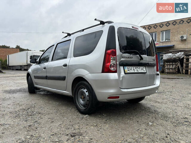 Серый Рено Логан, объемом двигателя 1.6 л и пробегом 315 тыс. км за 5200 $, фото 5 на Automoto.ua