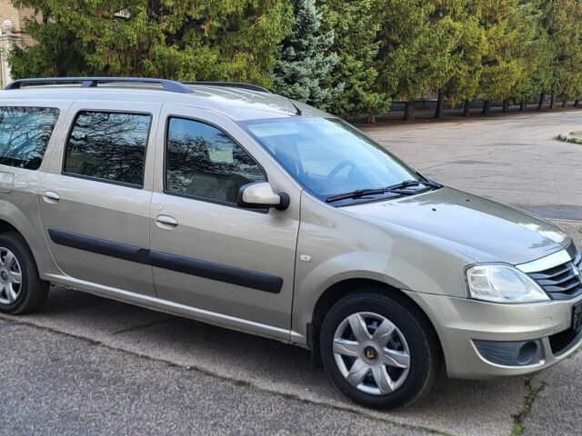 Сірий Рено Логан, об'ємом двигуна 1.6 л та пробігом 146 тис. км за 5900 $, фото 2 на Automoto.ua