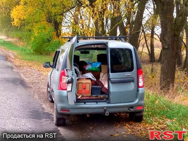 Сірий Рено Логан, об'ємом двигуна 1.6 л та пробігом 345 тис. км за 4200 $, фото 2 на Automoto.ua