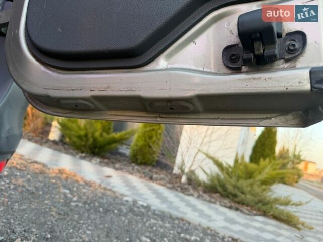 Сірий Рено Логан, об'ємом двигуна 1.6 л та пробігом 164 тис. км за 4650 $, фото 21 на Automoto.ua