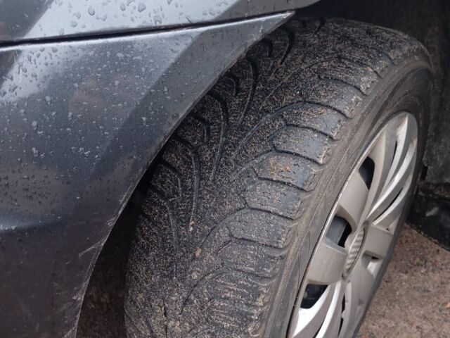 Сірий Рено Логан, об'ємом двигуна 1.6 л та пробігом 171 тис. км за 6000 $, фото 6 на Automoto.ua