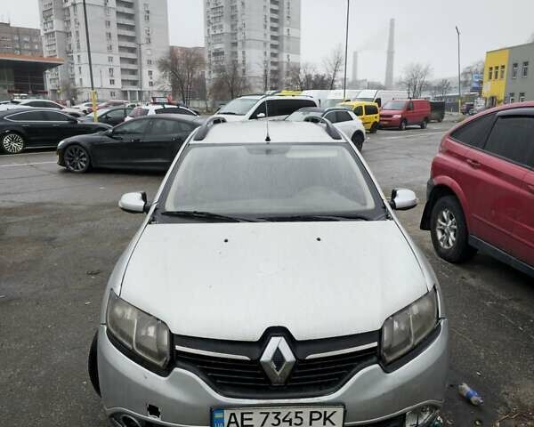 Серый Рено Логан, объемом двигателя 1.46 л и пробегом 320 тыс. км за 3000 $, фото 4 на Automoto.ua