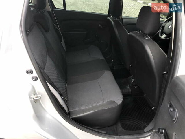 Серый Рено Логан, объемом двигателя 1.5 л и пробегом 153 тыс. км за 6500 $, фото 12 на Automoto.ua