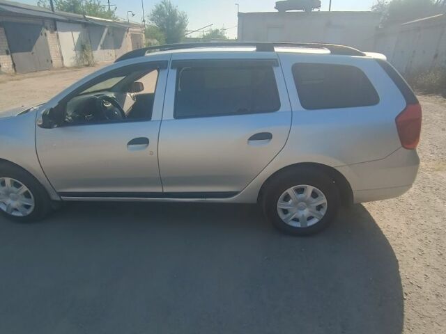 Серый Рено Логан, объемом двигателя 1.6 л и пробегом 220 тыс. км за 5800 $, фото 1 на Automoto.ua