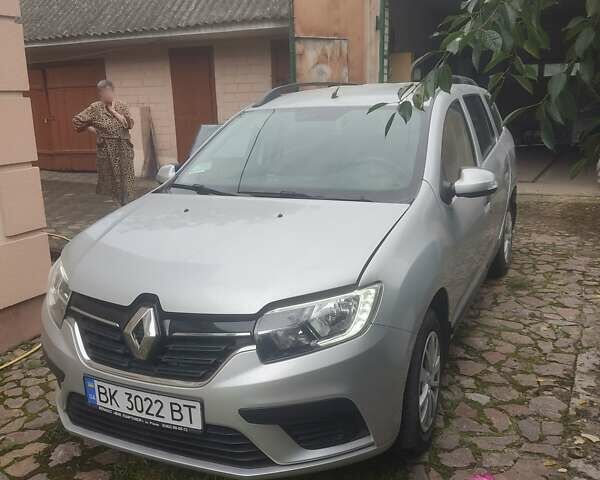 Серый Рено Логан, объемом двигателя 1.46 л и пробегом 70 тыс. км за 9000 $, фото 9 на Automoto.ua