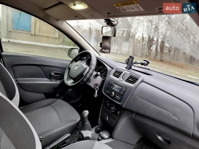 Сірий Рено Логан, об'ємом двигуна 1.46 л та пробігом 230 тис. км за 8300 $, фото 8 на Automoto.ua