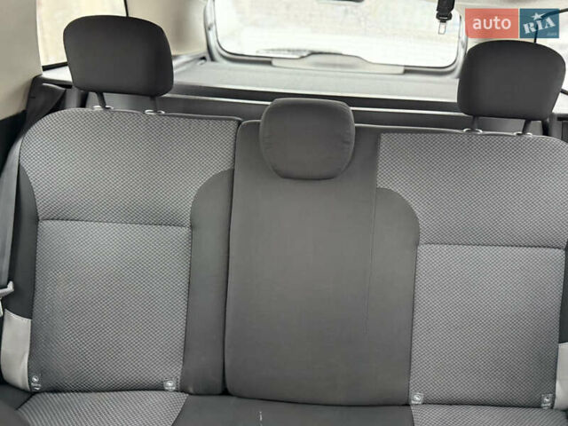 Сірий Рено Логан, об'ємом двигуна 1.46 л та пробігом 165 тис. км за 7500 $, фото 7 на Automoto.ua