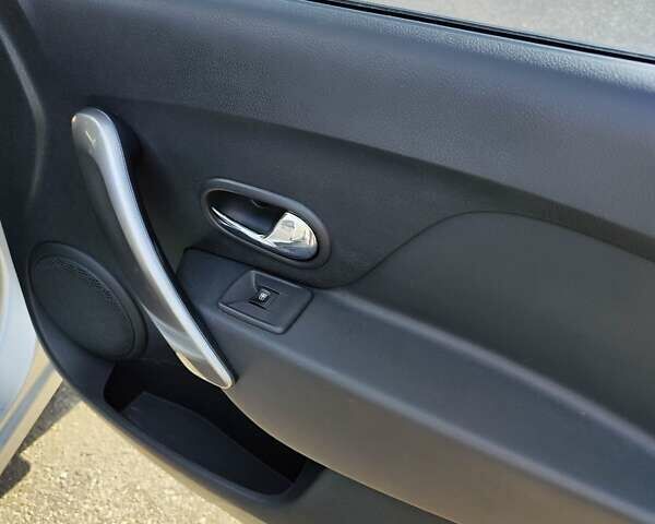 Сірий Рено Логан, об'ємом двигуна 1.46 л та пробігом 78 тис. км за 10800 $, фото 9 на Automoto.ua